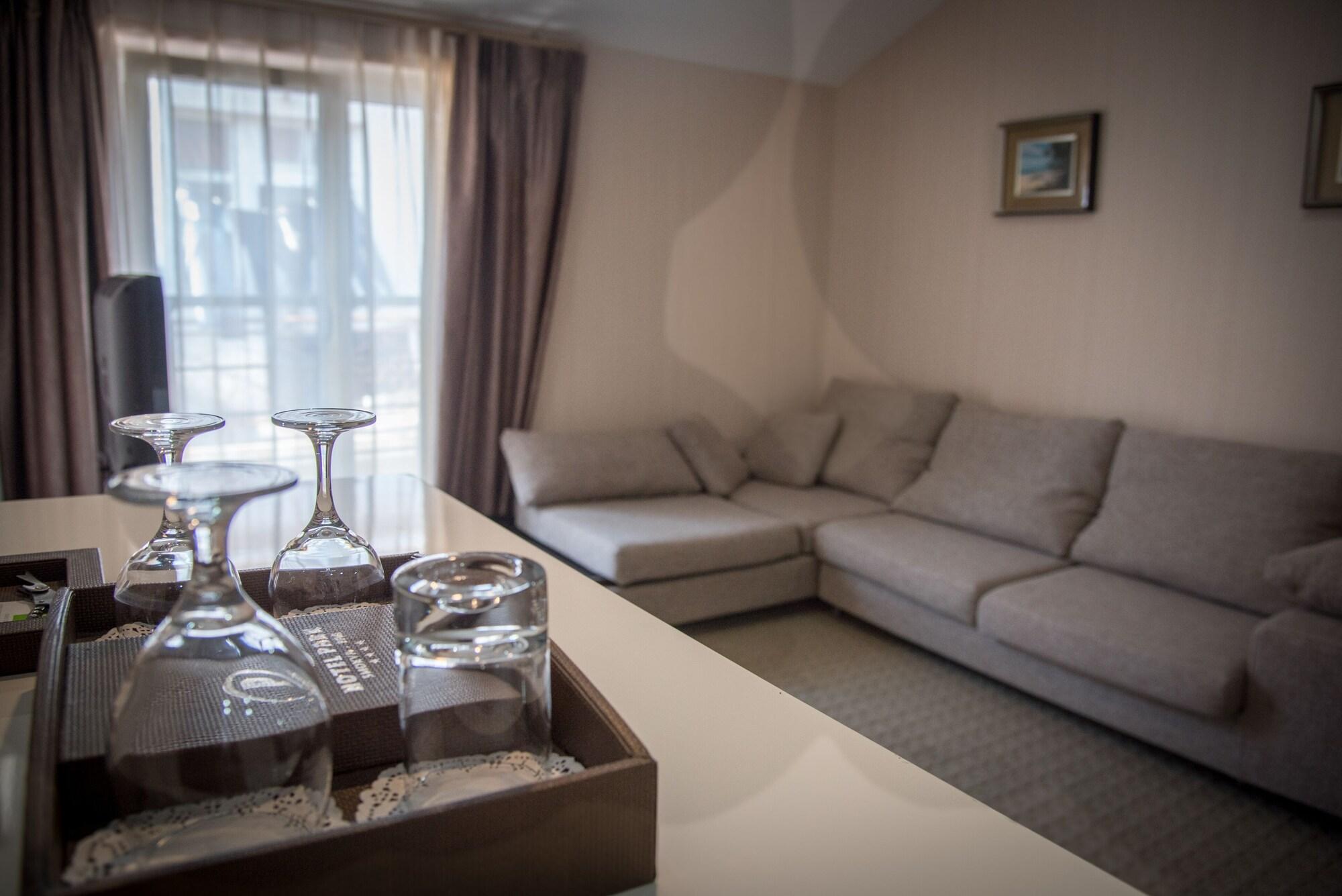 Hotel Smokva Pag Pag Town Esterno foto